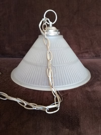 Ceiling Lamp  White / Plafonnier Blanc