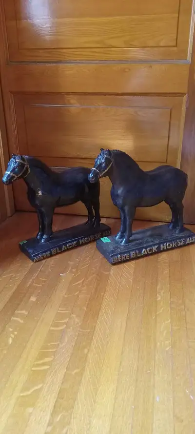Selling set of Black Horse Ale horses in great condition, located Paris Ont, pick up only