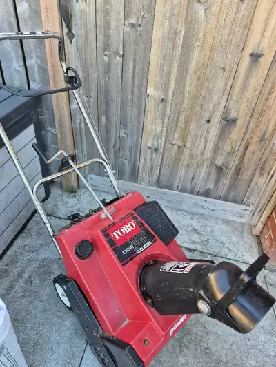Toro 20" snow blower (as is), View more