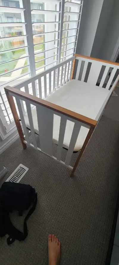 Storkcraft Modern Pacific 4-in-1 Convertible Baby Crib, View more