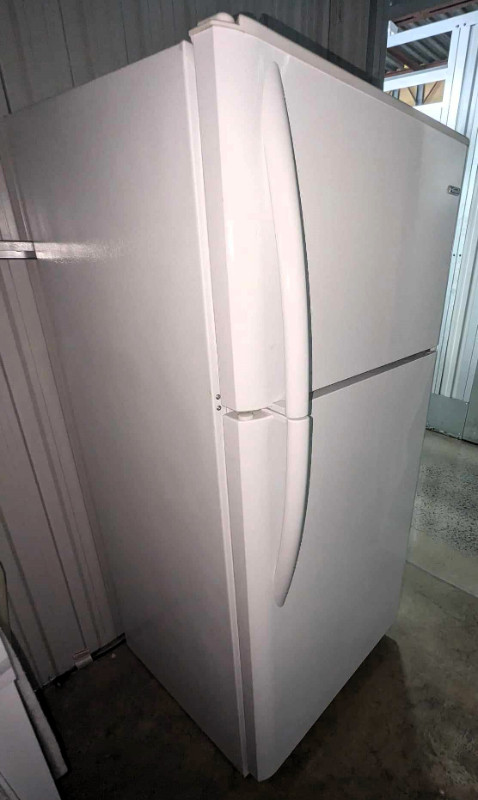 Réfrigérateur/ Frigidaire Spacieux - Kenmore Spacious Fridge dans Réfrigérateurs  à Ouest de l’Île - Image 2