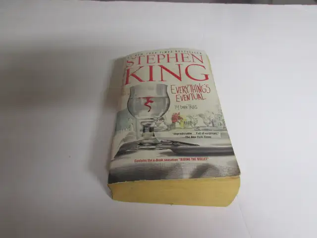 Stephen King books various prices in Fiction in Peterborough - Image 5