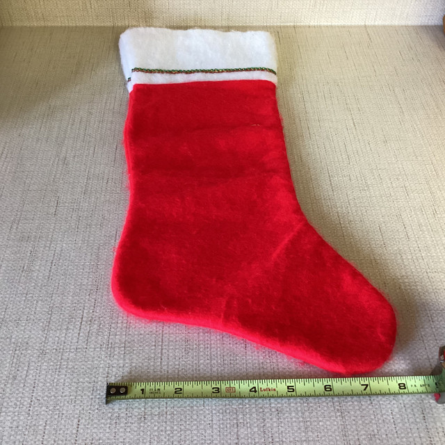17" Felt Christmas Stocking in Holiday, Event & Seasonal in Winnipeg - Image 2