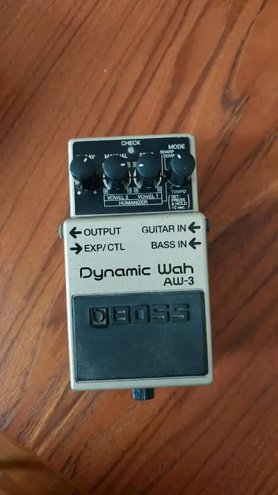 Pédale Boss AW-3 Dynamic Wah, View more