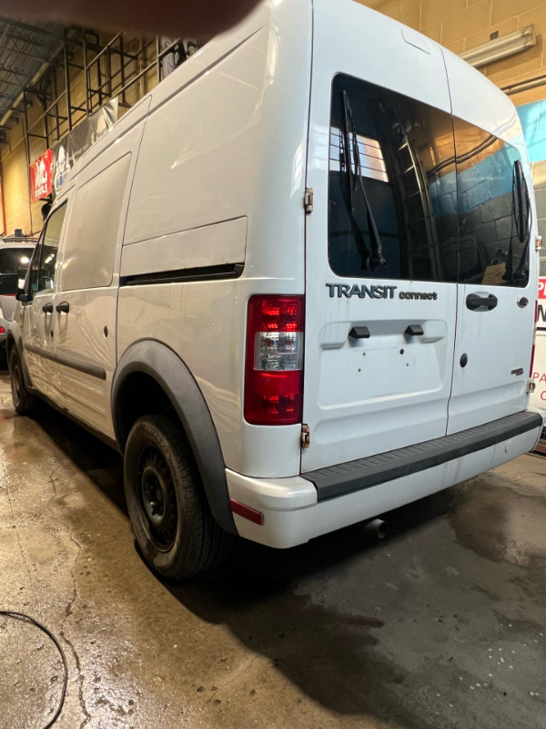 2012 FORD TRANSIT CONNECT in Cars & Trucks in City of Toronto - Image 2