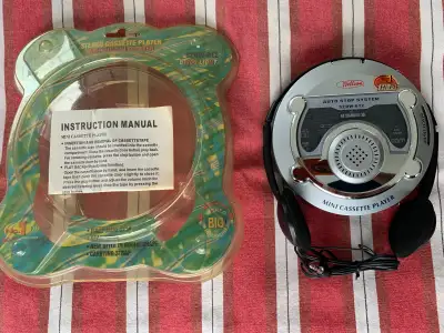 Wellson SZRW 612 Auto Stop System Mini Cassette Player https://www.facebook.com/marketplace/you/sell...