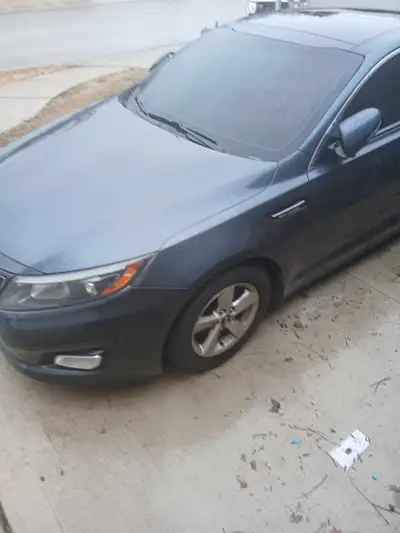 Up for sale kia option 2015 1 owner lady driven low kms garage kept 4 door no rust no accident no pe...
