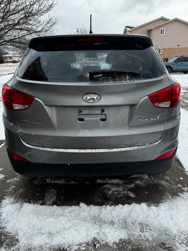 2013 hyundai Tucson GL in Cars & Trucks in Windsor Region - Image 4