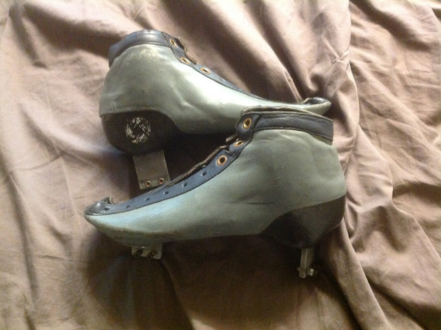 Pair of Size 39 Bont Speed Skate Boots in Skates & Blades in Strathcona County