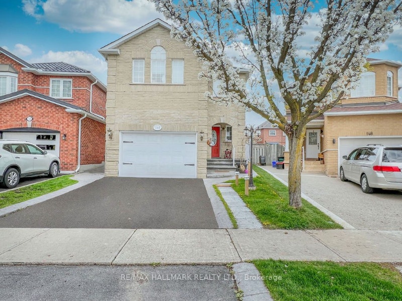 Keele St & Major Mackenzie,ON (6 Bdr 4 Bth) Houses for Sale Markham