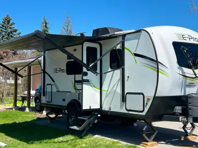 Good quality trailer in excellent condition. Economical and easy to tow at only 3500 lbs, this is a...