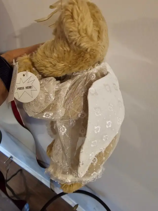 Ganz "Patience" Prayer Bear Collectible in Arts & Collectibles in Oakville / Halton Region - Image 5