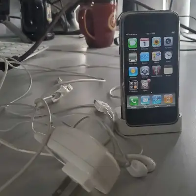 Apple iPhone gen 1, View more