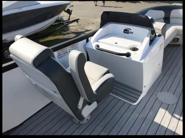 2021 Montara Surf Boss in Powerboats & Motorboats in Regina - Image 13