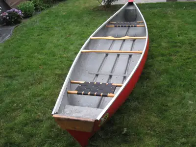 built by Watson Fiberglass canoes. 14 foot canoe. excellent condition quality built craft. No damage...