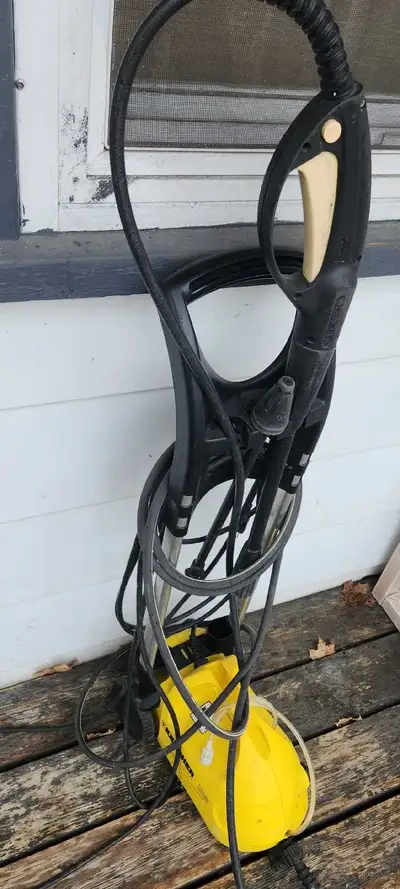 Karcher 2000 Pressure Washer, View more