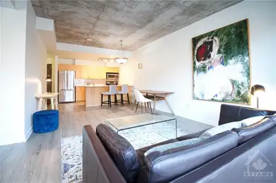 Furnished Room for Rent – All Inclusive – Ottawa. Available July 1, 2026 Bright, clean, and fully fu...
