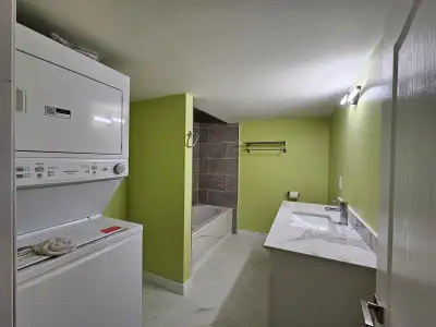 The location is great as it is close to waterfront by trail and only 100 meters away from a communit...