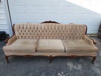 Vintage Luxury 3 seater tufted back couch