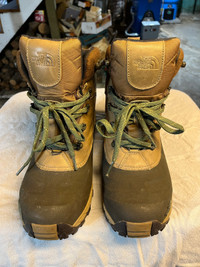 NORTH FACE WINTER BOOT