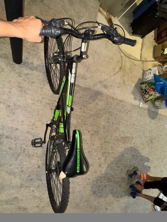 Bicycle For Sale in Road in Cambridge - Image 2