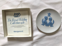 1981 BLUE WEDGWOOD COLLECTIBLE ENGLAND JASPERWARE ROYAL WEDDING
