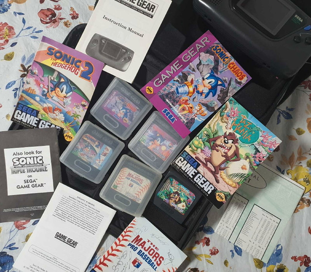 Console portatif sega avec jeux dans Consoles classiques  à Ville de Montréal - Image 4