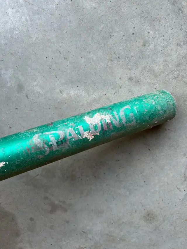 aluminum baseball bat in Baseball & Softball in North Bay - Image 4