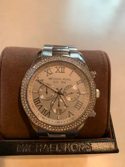 acier inoxydable Chronomètre il faut tu remplacer la batterie Michael kors watch stainless steel Sto...