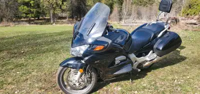 Low km, awesome running & riding bike. Very powerful, 4.5L per 100km. Owned since 2006. Has back res...