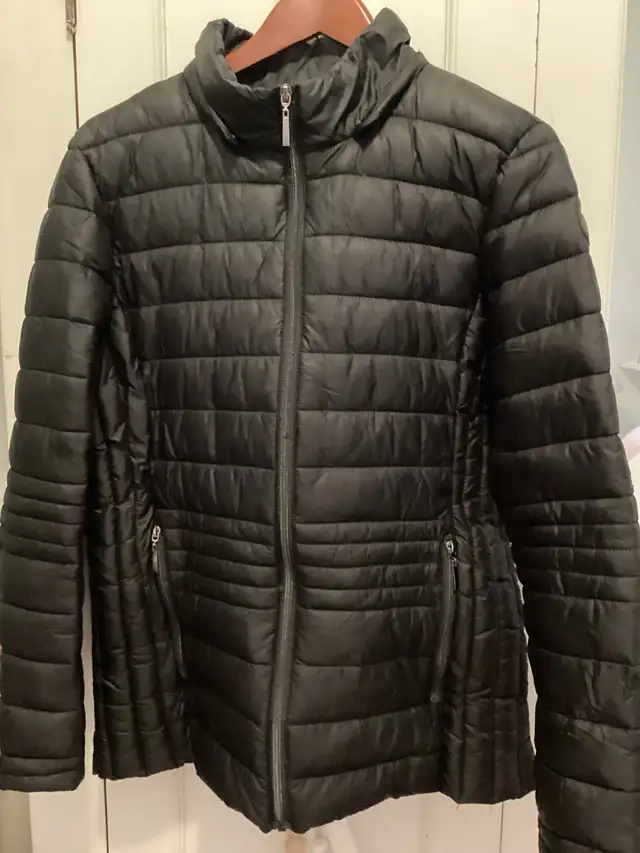 Women’s Winter Jacket in Women's - Tops & Outerwear in London - Image 4