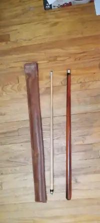 Dufferin pool cue and case