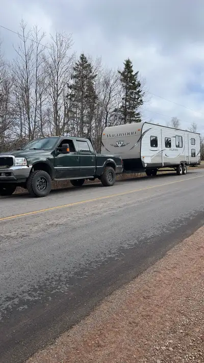 2002 7.3 powerstroke f350. Truck works excellent, is a king ranch with aftermarket stereo and speake...