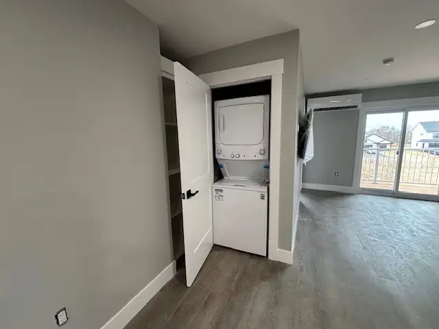 NEW Stratford - 2 Bedroom/2 Bathroom Stacked Townhouse in Long Term Rentals in Charlottetown - Image 5