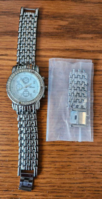 Silver-Coloured Chain Link Watch