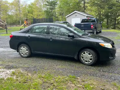 2013 Toyota Corolla 240,000 km MVI expired, needs rocker panels