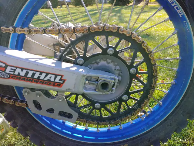 2019 YZ 250F With 2nd Rear Wheel/Sand Tire in Dirt Bikes & Motocross in London - Image 8