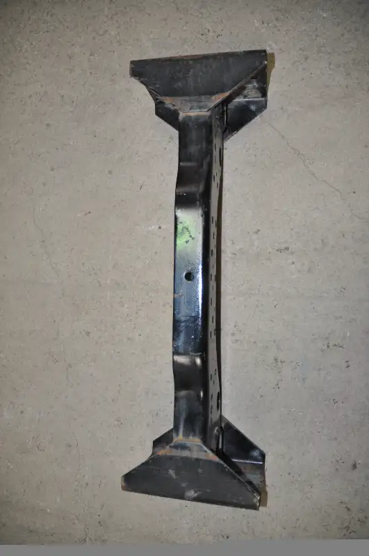 crossmember double neuf pour camion mack truck new in Other in Lévis - Image 5