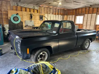 All new everything built from the frame up. Truck was originally from out west. 6.0l ls carbureted e...