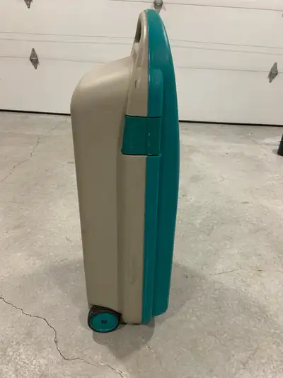 Rubbermaid storage tote, View more