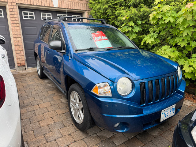 Jeep Compass 2010 in Cars & Trucks in Markham / York Region - Image 3