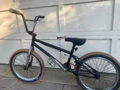 GT kids Black BMX Bike , View more