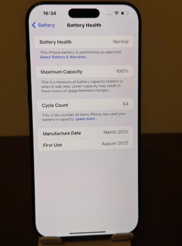 Apple iPhone 16 Pro Max 256GB Black Titanium Unlocked in Cell Phones in Kelowna - Image 8