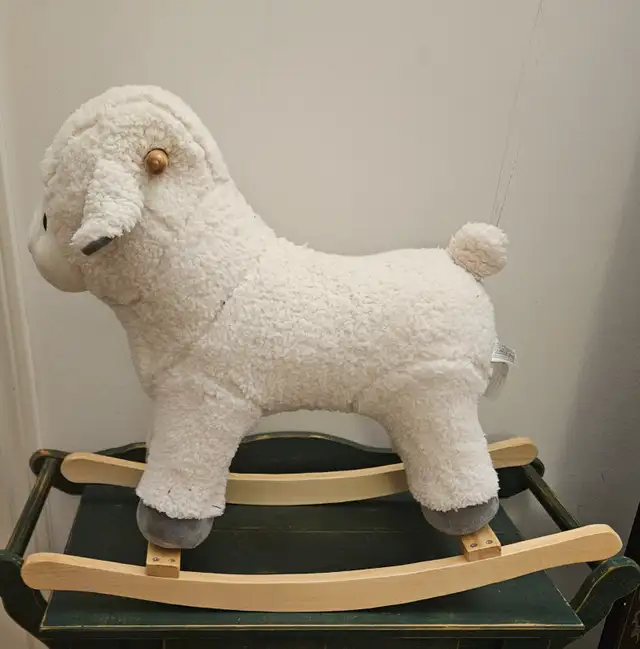 BABY LAMB ROCKER WITH WOODEN BASE STUFFED ANIMAL NURSERY, CREAM in Toys in City of Toronto - Image 4