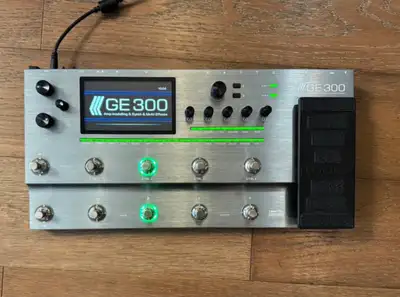 MOOERGE300 Amp Modelling, Multi Effects, Guitar Pedal, View more