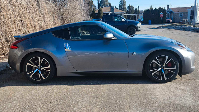 nissan 370 z 2019 dans Autos et camions  à Saguenay - Image 4