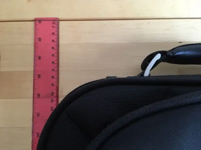 Sac petit portable DELL Small laptop bag in Other in City of Montréal - Image 6