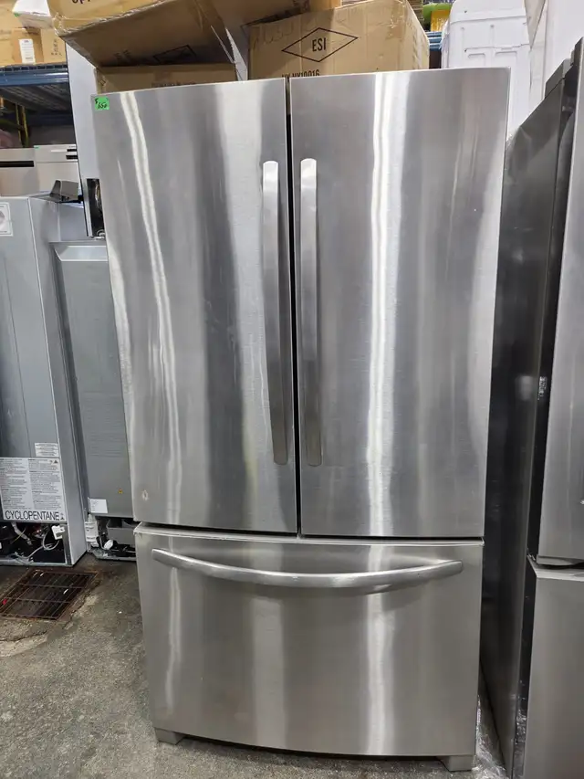Mississauga Cheap price Sale on fridges  | Limited stock. in Refrigerators in Mississauga / Peel Region - Image 9