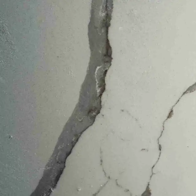 18x 37.5. inches - quartz  slab white with veins in Cabinets & Countertops in Longueuil / South Shore - Image 2