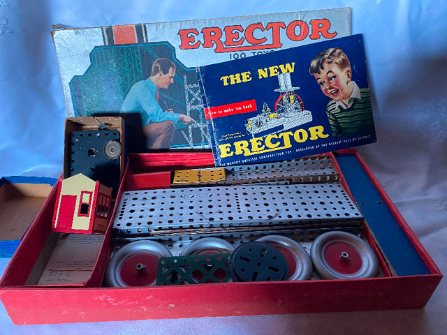 Vintage Erector Set in Mint Condition! in Toys & Games in Napanee